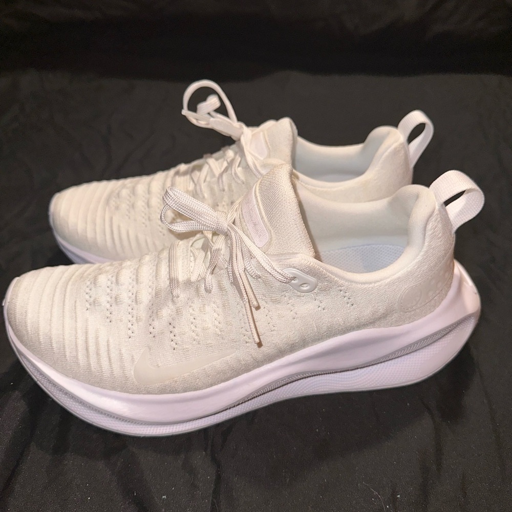 Nike Men’s White Sneakers